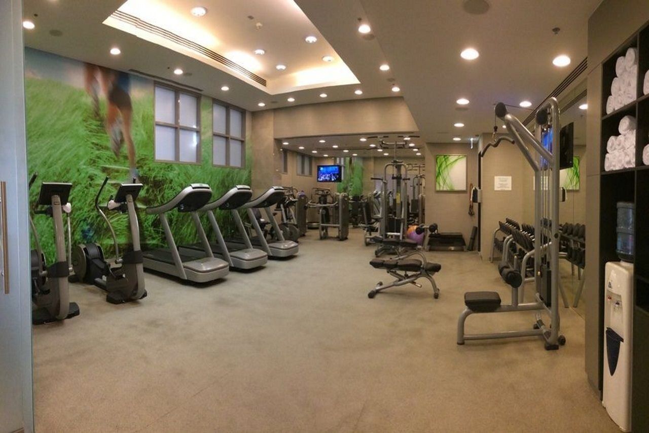 巴林威斯汀市中心酒店 麦纳麦 外观 照片 The gym at the hotel